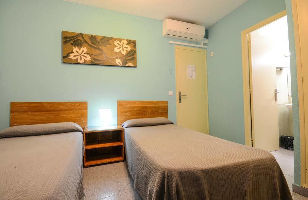 Hostal Ancora Λορέτ Ντε Μαρ Εξωτερικό φωτογραφία